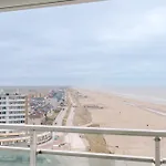 The Wave דירה